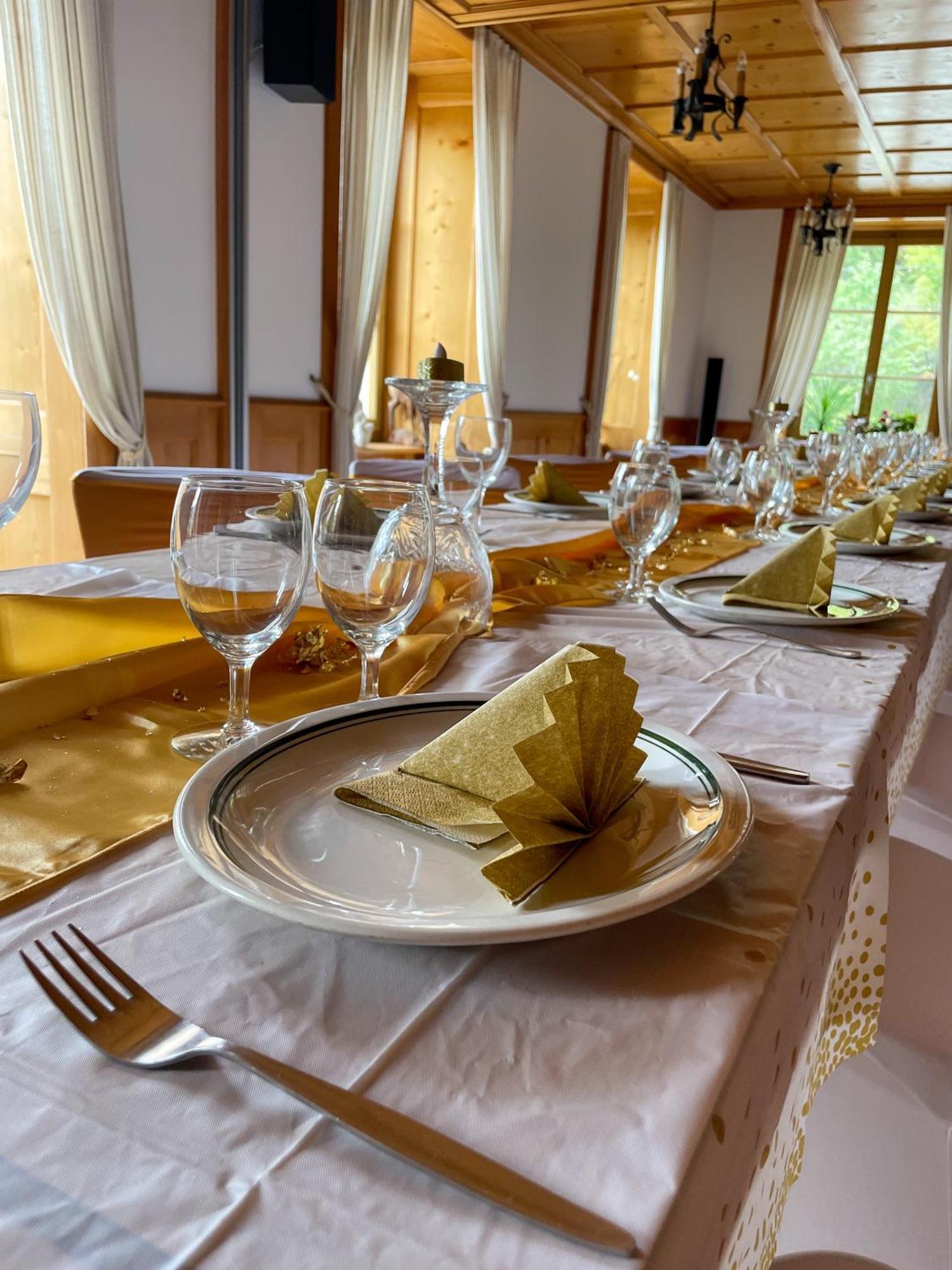 Auberge De L'Ange Albeuve Eksteriør billede