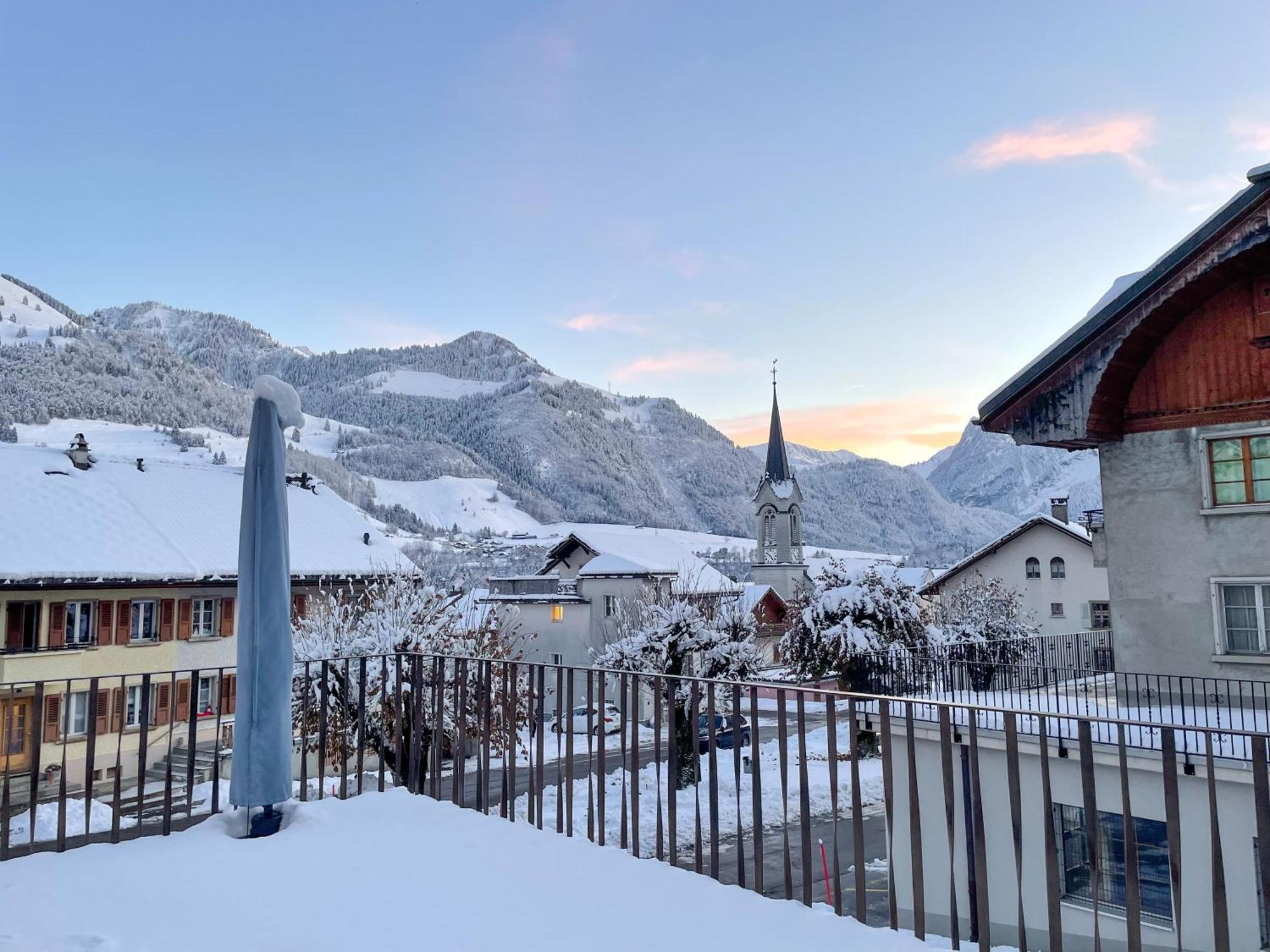 Auberge De L'Ange Albeuve Eksteriør billede