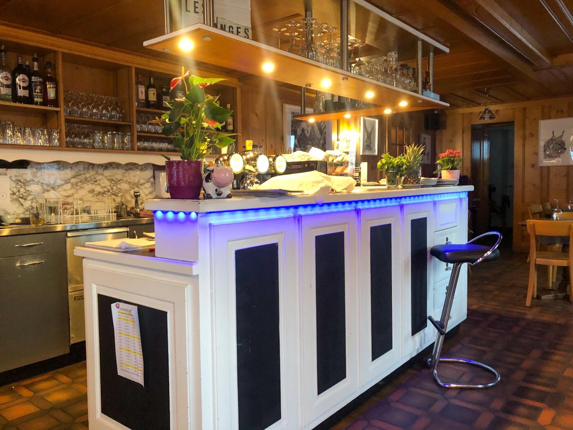 Auberge De L'Ange Albeuve Eksteriør billede
